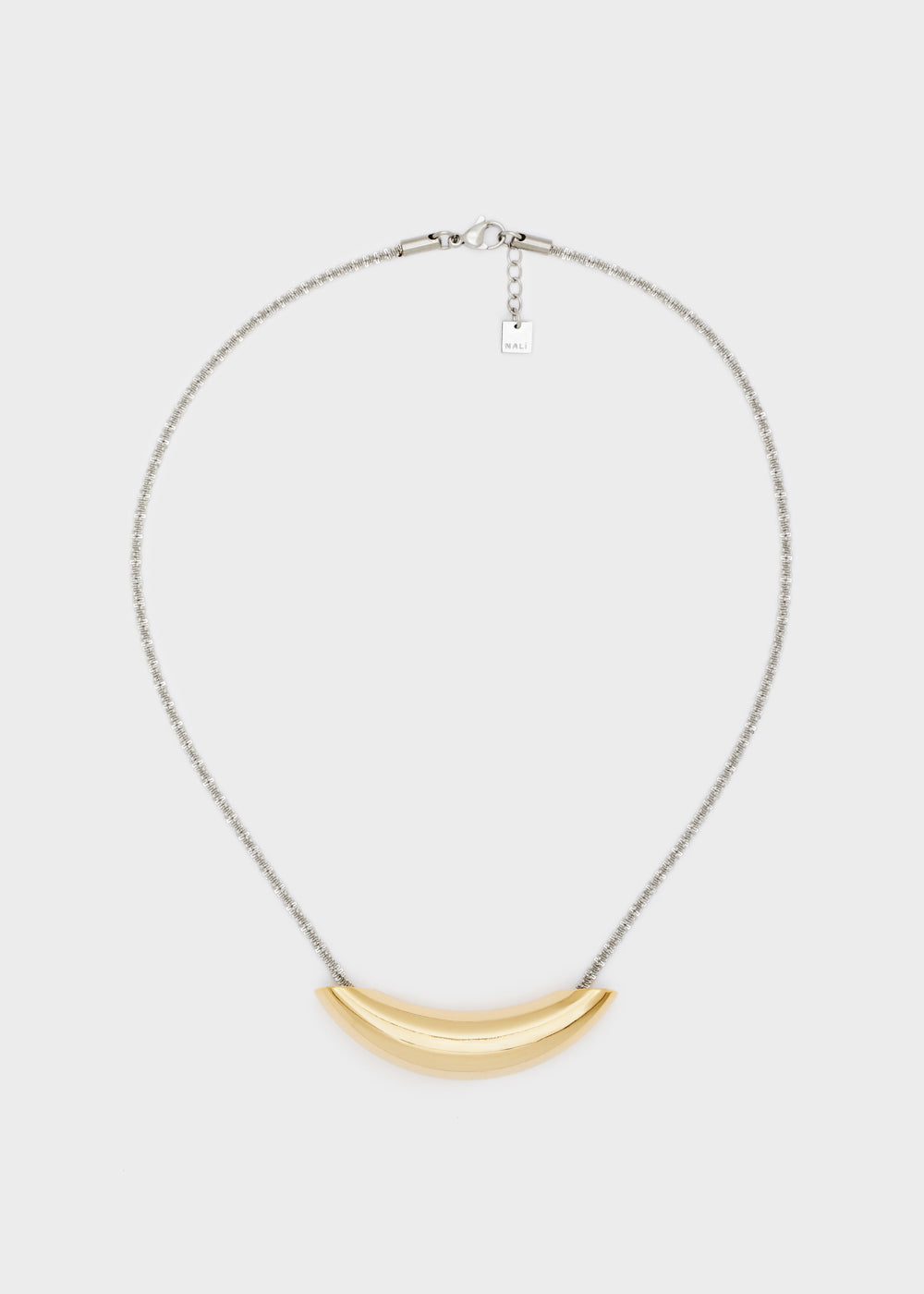 NECKLACE WITH TUBE ELEMENT