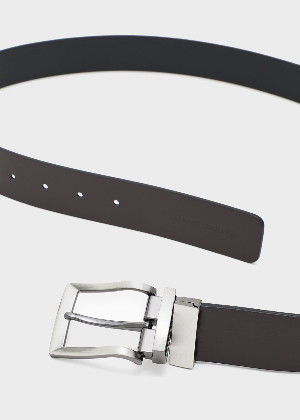 Cintura con ardiglione, reversibile e accorciabile (3,5 cm)