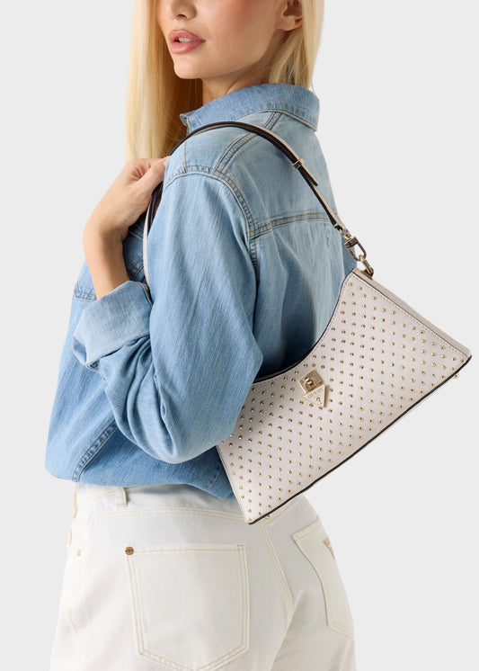 Borsa a spalla Patsie con borchie