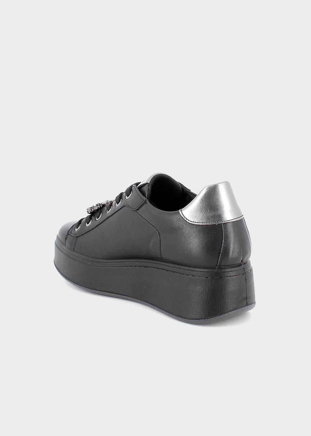 Scarpe con zeppa e lacci