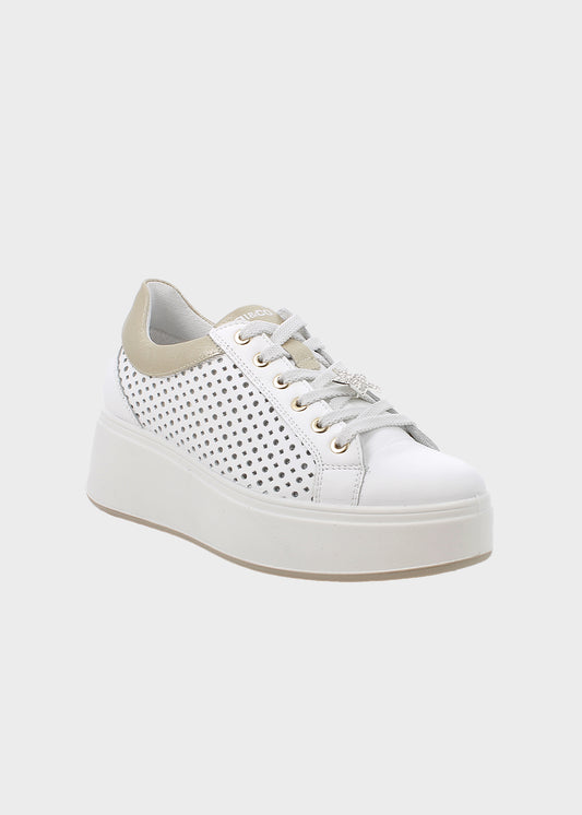 Scarpe con zeppa e lacci