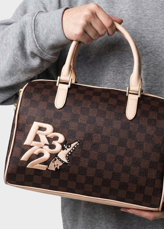 Borsa a mano con tracolla, logo ricamato frontale e trama a scacchi, "Limited Edition"
