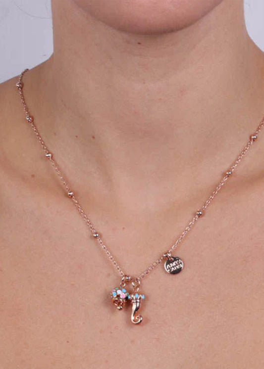 Collana in Metallo color oro rosa con corno pendente impreziosito da punte di smalto turchese e campanella in smalti multicolore