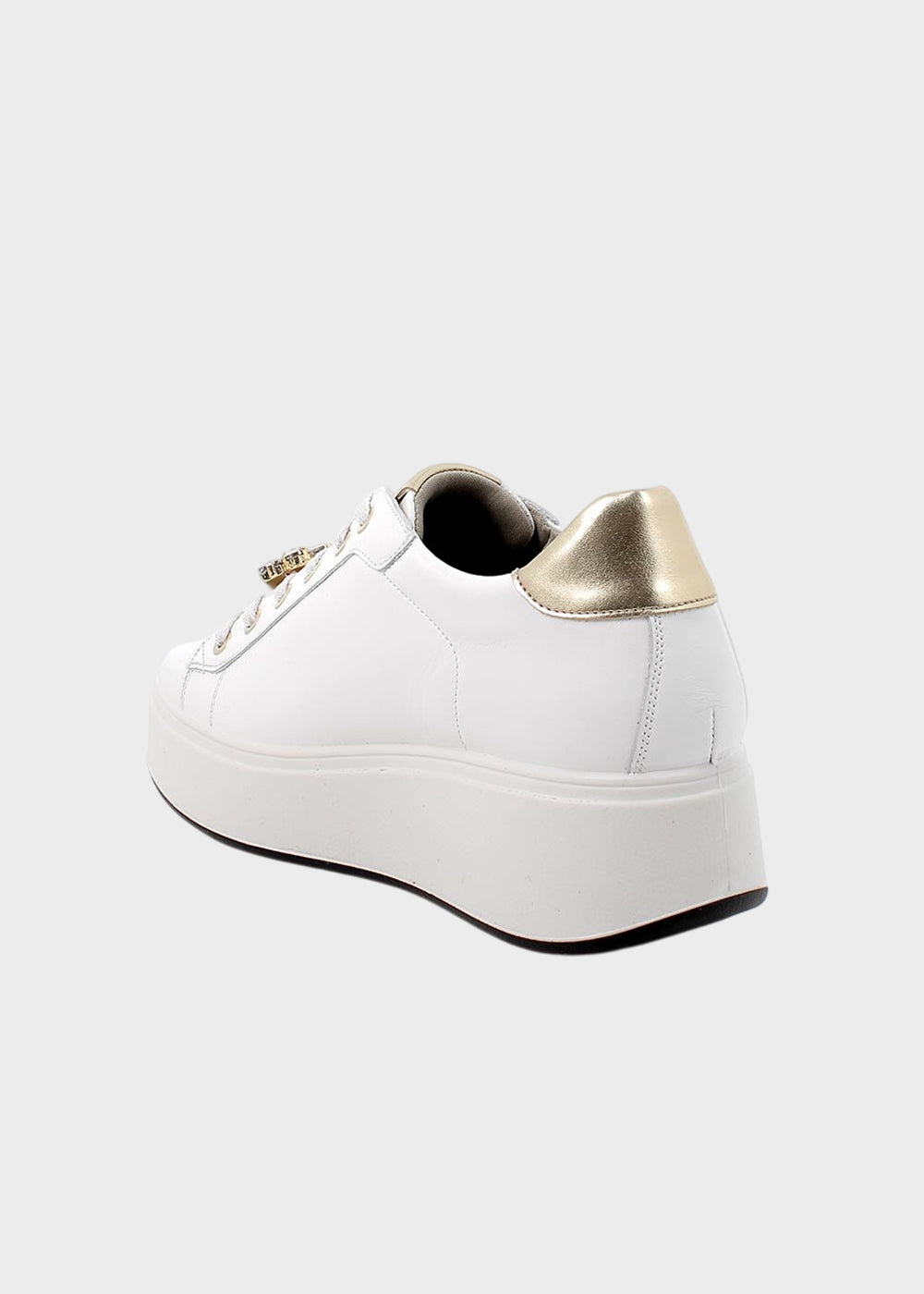 Scarpe con zeppa e lacci