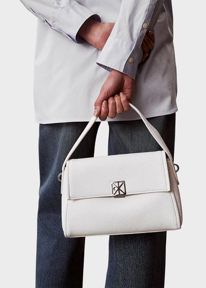 Borsa a mano con tracolla Emblem Pebble