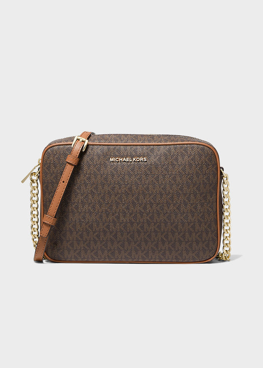 Jet Set Large Logo Shoulder Bag