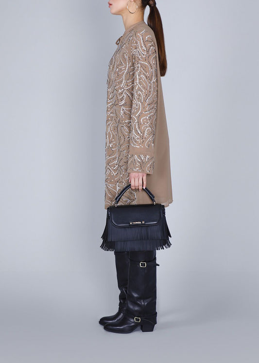 Borsa a mano con tracolla, pattine e frange