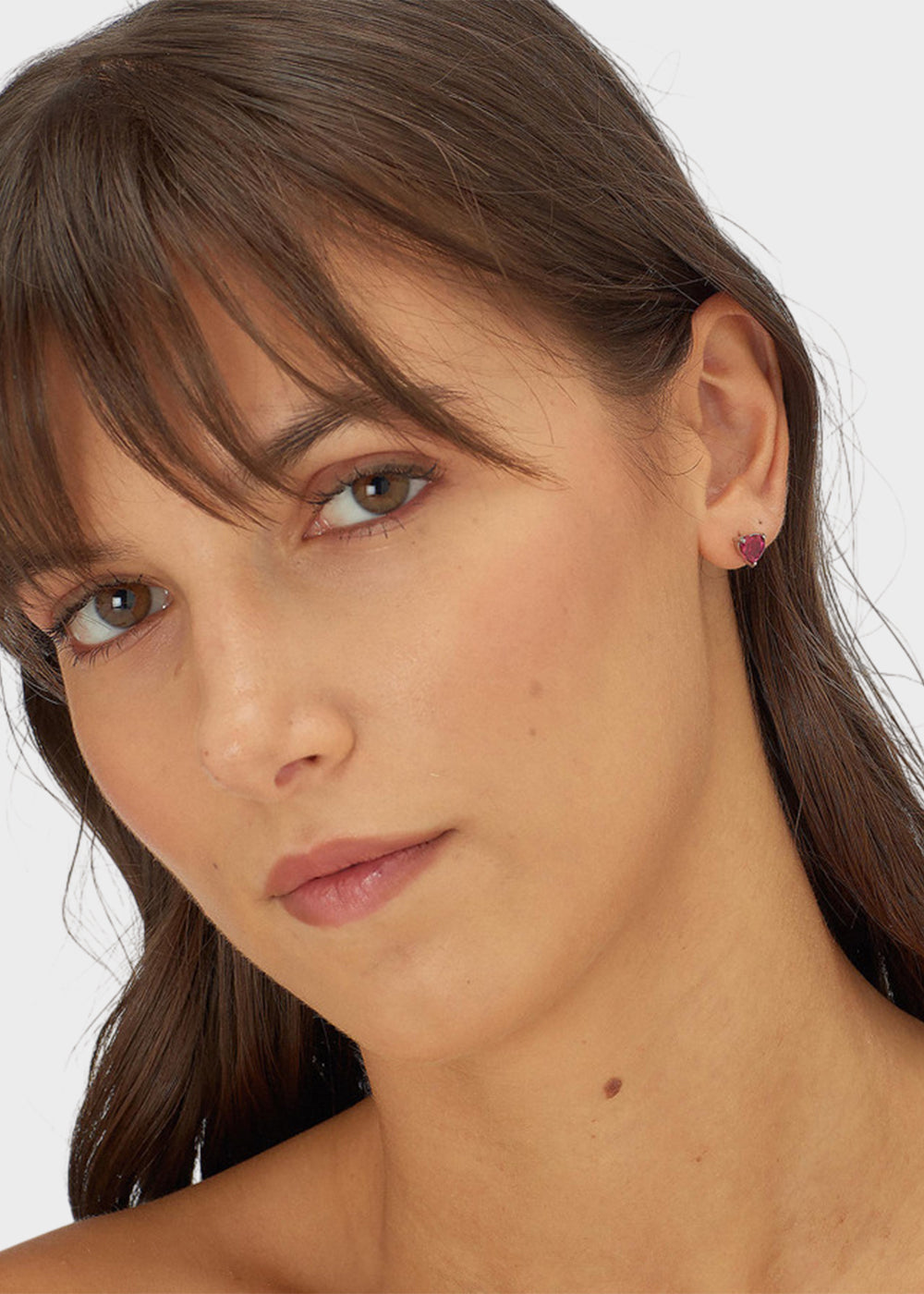 Orecchini a lobo Dazzly in acciaio con cubic zirconia a forma di cuore ruby