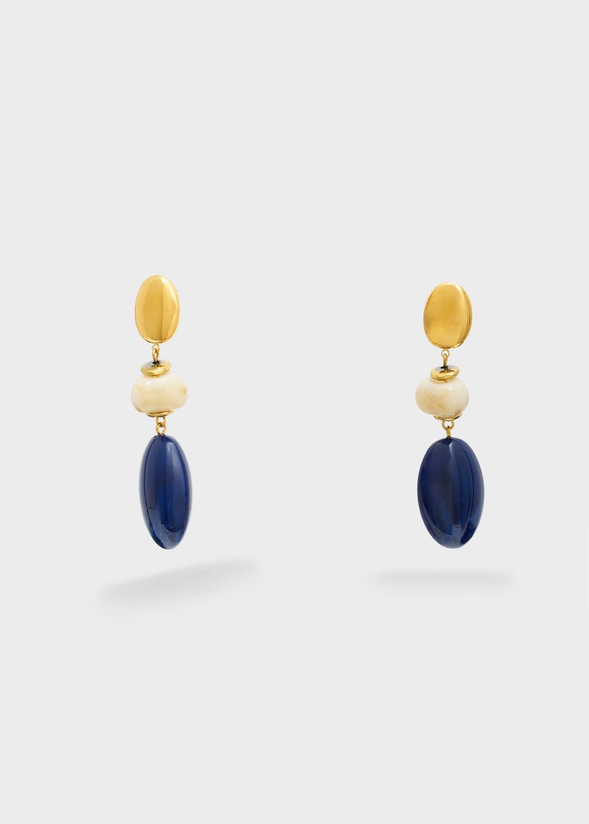 Orecchini in acciaio Paola con pietra in resina blu