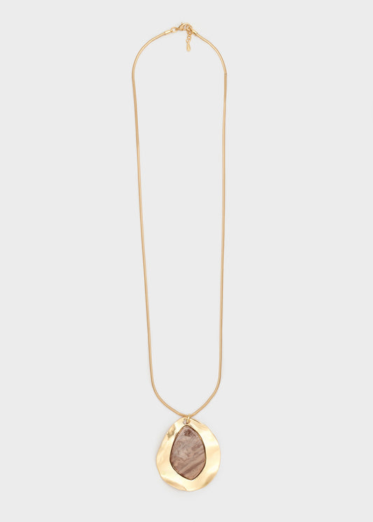 Lex long pendant necklace in brown resin