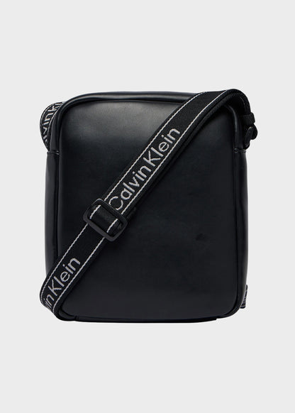 Borsello Bold Logo con tasca frontale