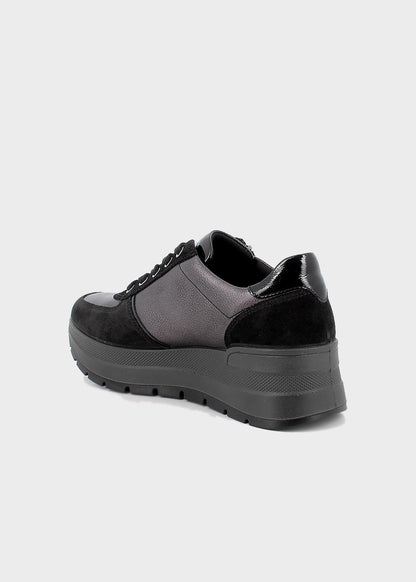 Scarpe con zeppa e zip