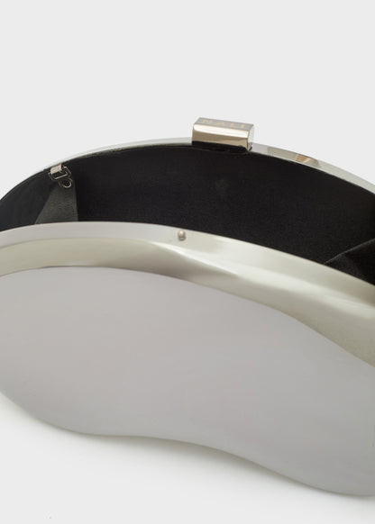 Cleo rigid clutch