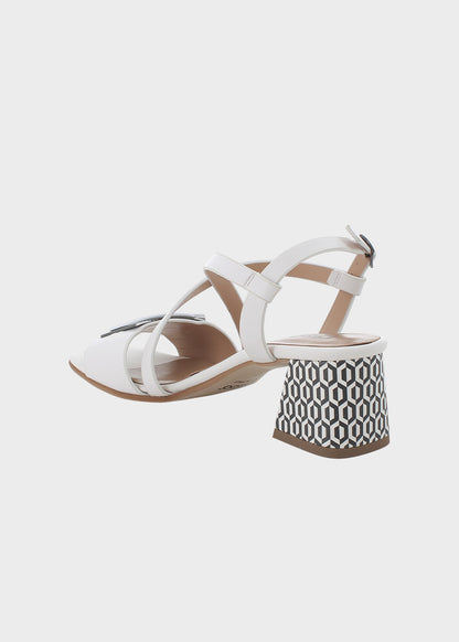 Sandalo con fibbia regolabile e tacco (5 cm)