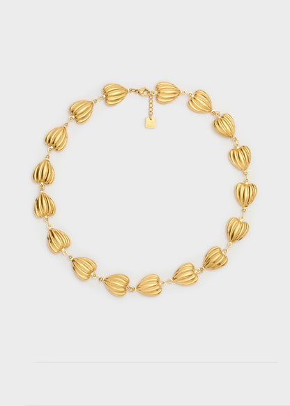 Collana girocollo con cuori lavorati