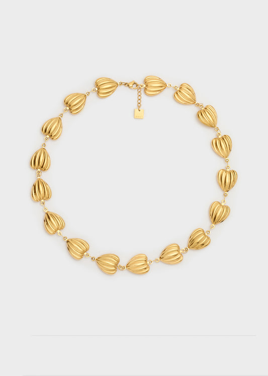 Choker necklace with worked hearts