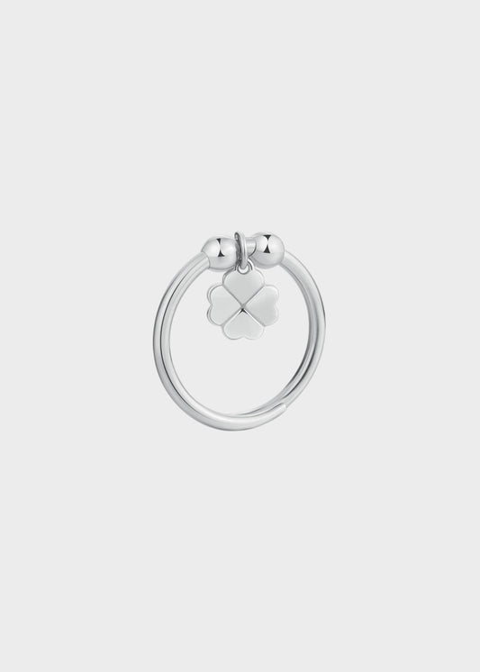 Anello regolabile Feelings in acciaio con sfere e pendente a forma di quadrifoglio