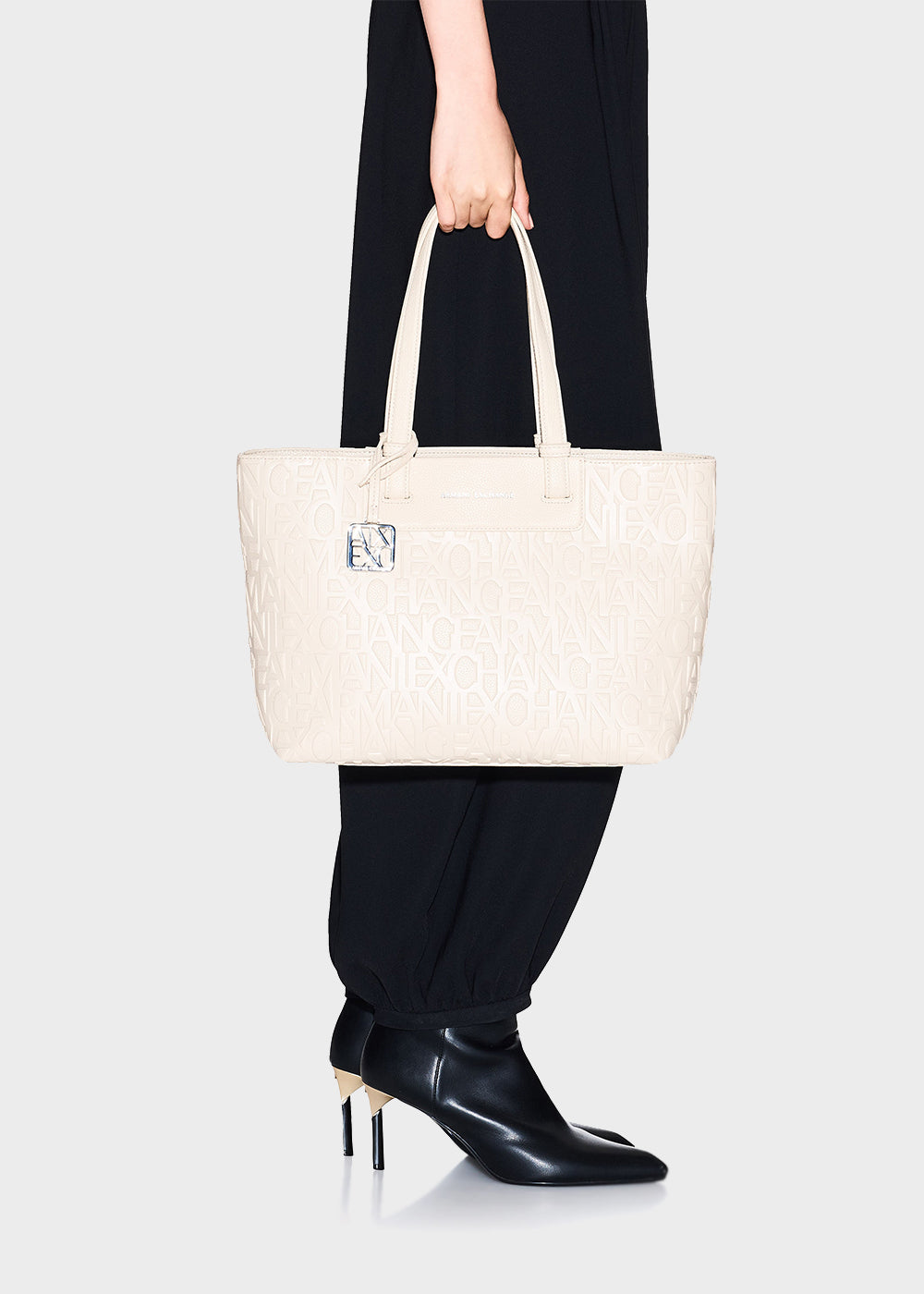 Borsa shopping Liz Pebble M con logo all over