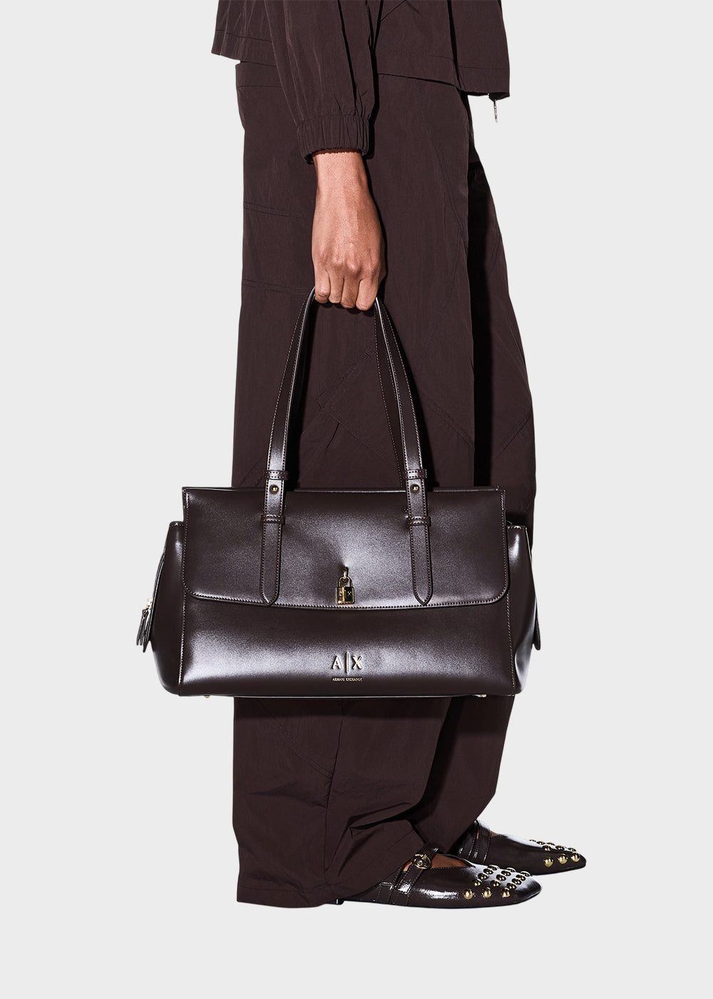 Borsa shopping Taylor Tote L con lucchetto decorativo e tracolla