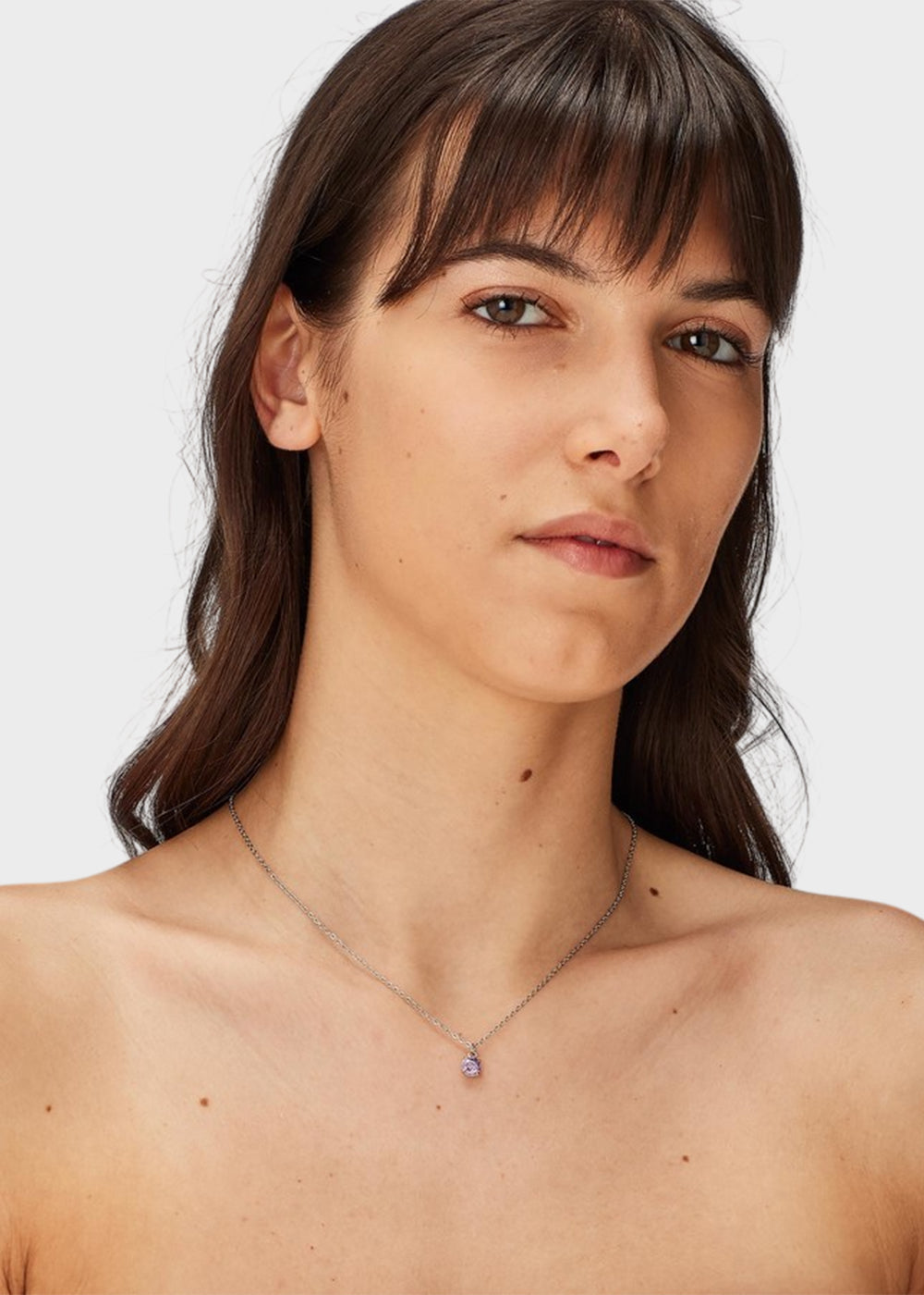 Collana Dazzly girocollo in acciaio e pendente centrale con pietra viola