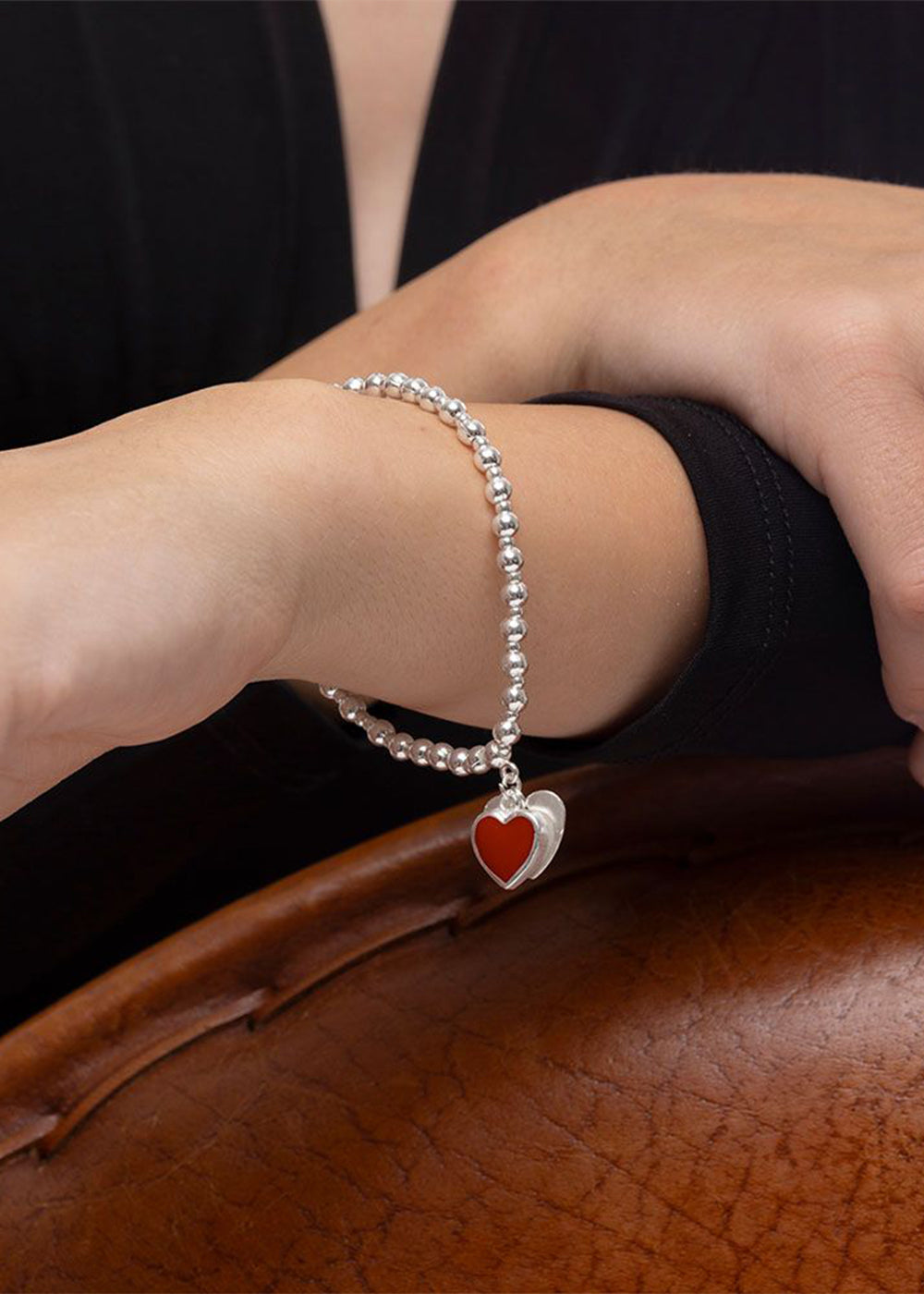Bracciale Elastico Pendente Cuore Rosso