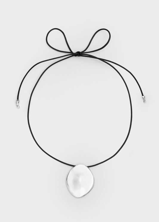 Shelly Rope Pendant Necklace