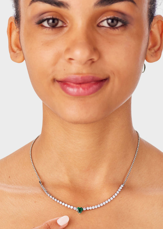 Collana Dazzly girocollo in acciaio con zirconi e zircone centrale a forma di cuore verde