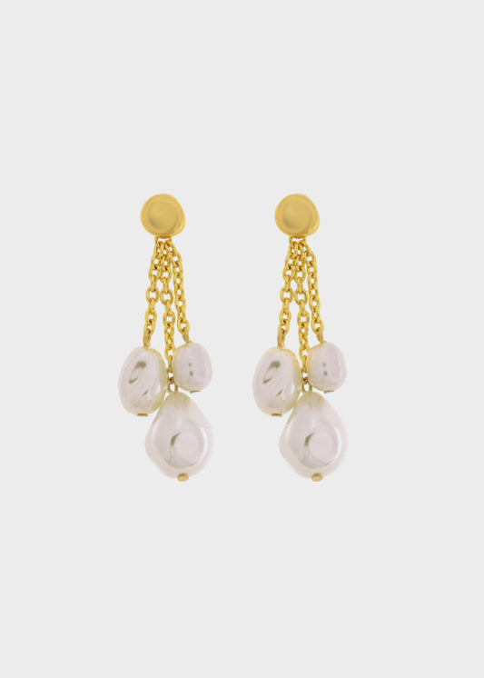 Orecchini pendenti in Metallo color oro con perle irregolari