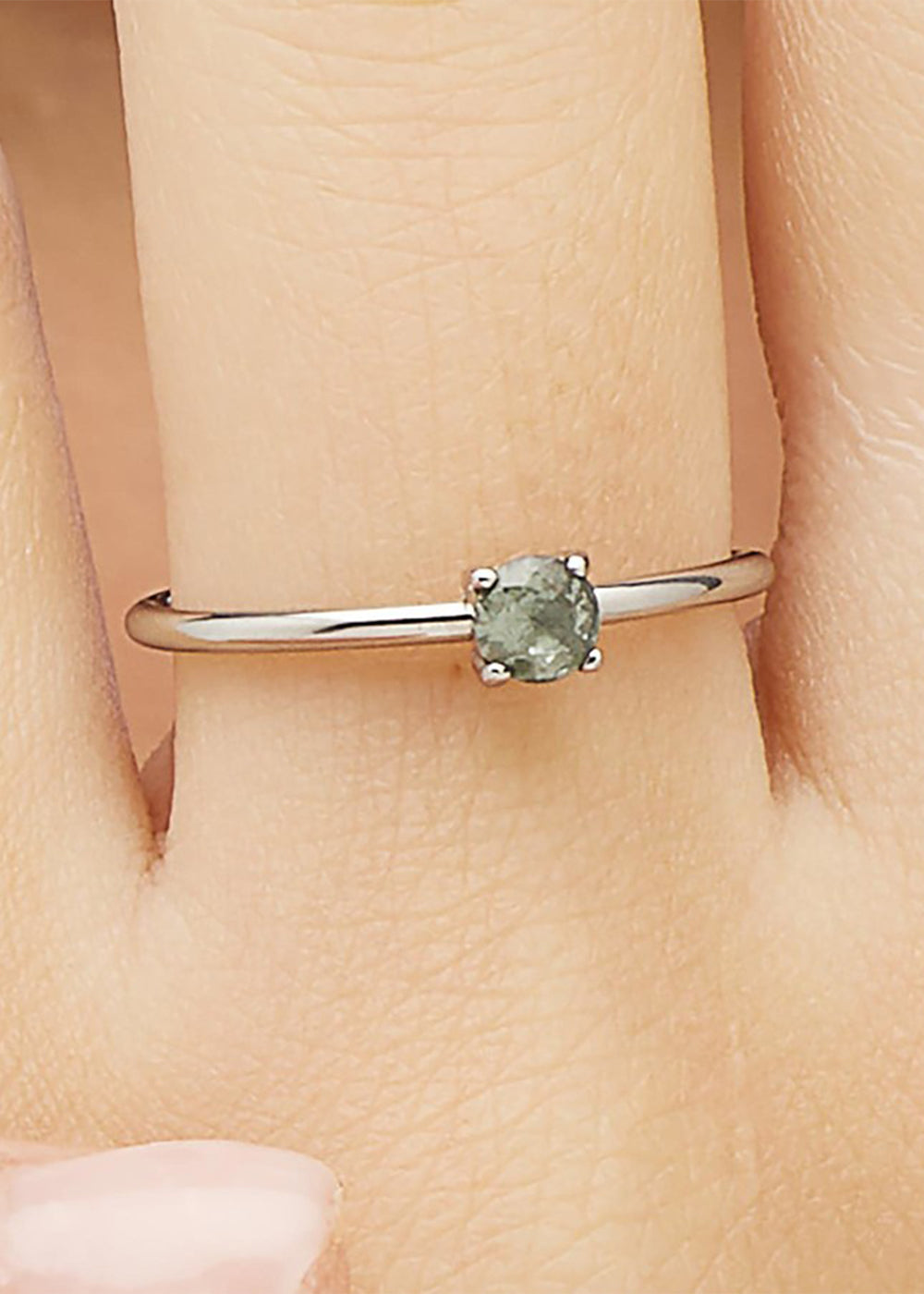 Anello regolabile Dazzly in acciaio con pietra verde