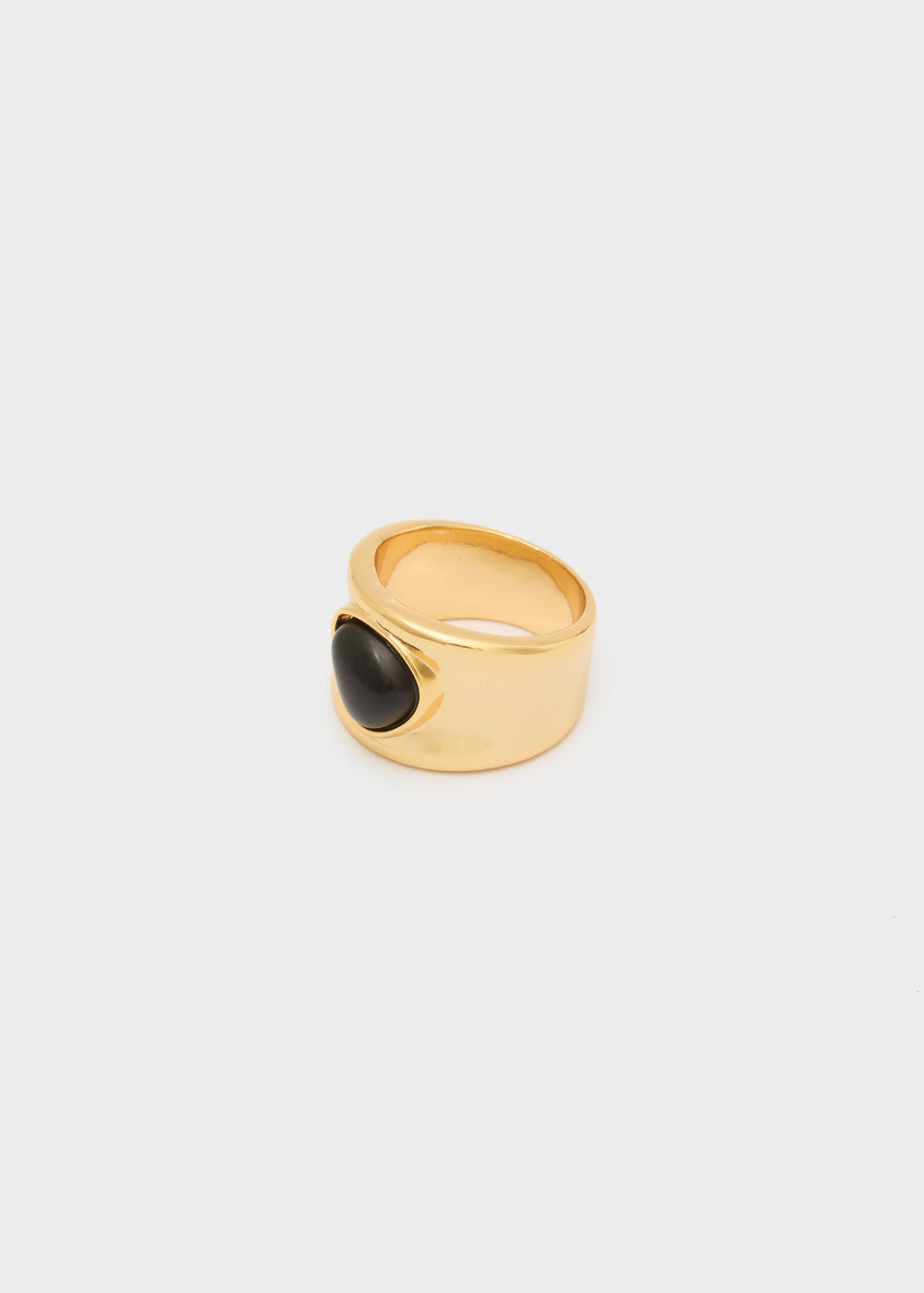 Thick ring with resin stone