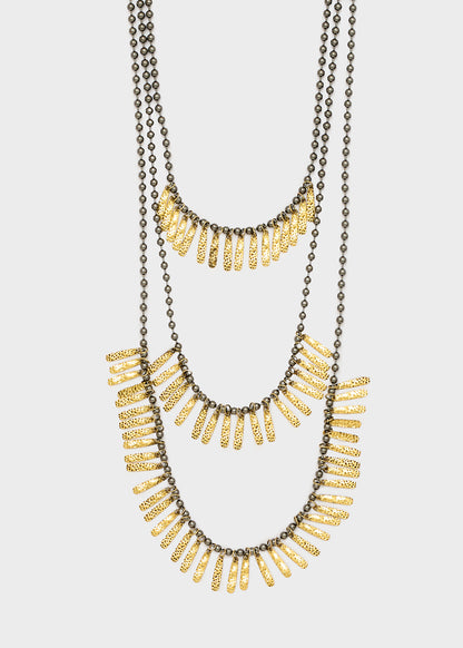 Collana multifilo Layers cordino ed elementi oro