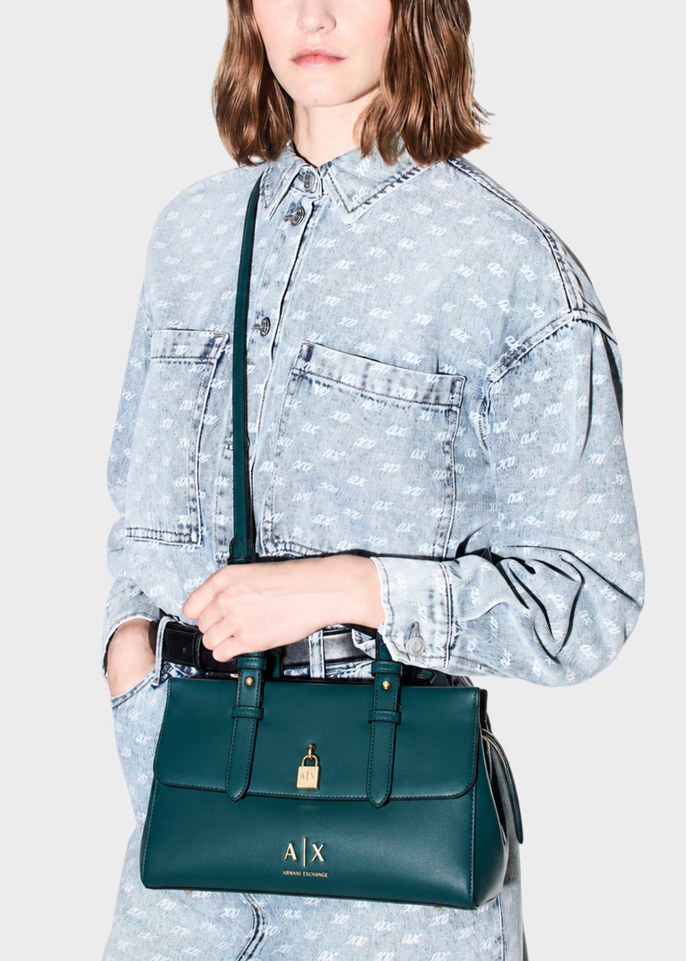 Borsa a mano Taylor Tote M con lucchetto decorativo e tracolla-2