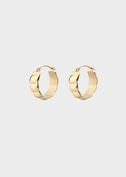 Orecchini a cerchietto Chunky in acciaio con finitura pvd oro 14K