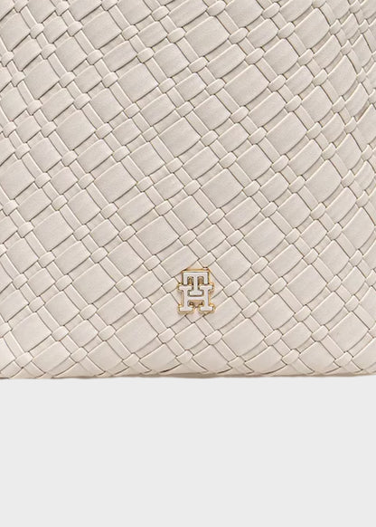 Borsa a secchio ad intreccio con sacca interna in tessuto