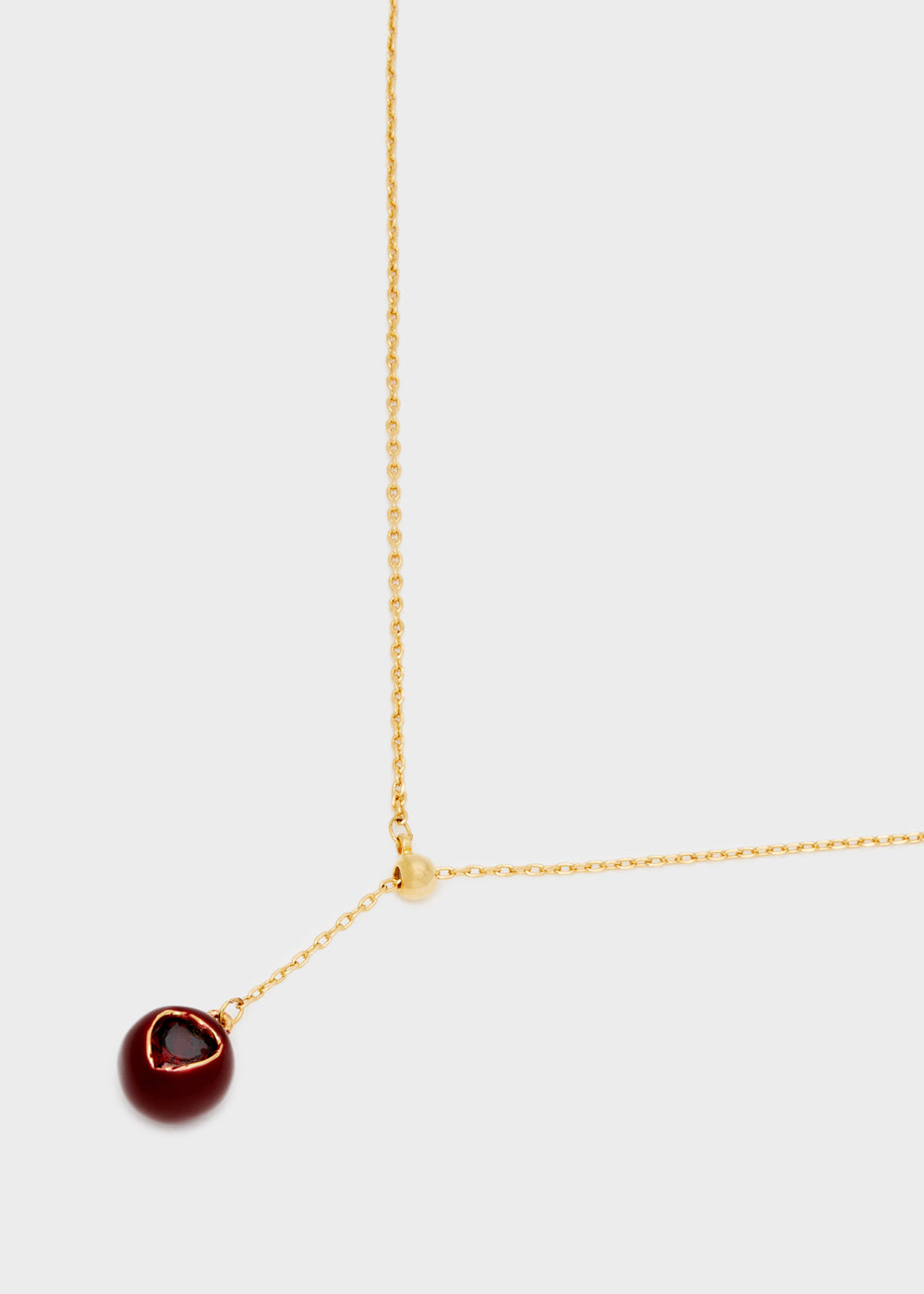 NECKLACE WITH ROUND