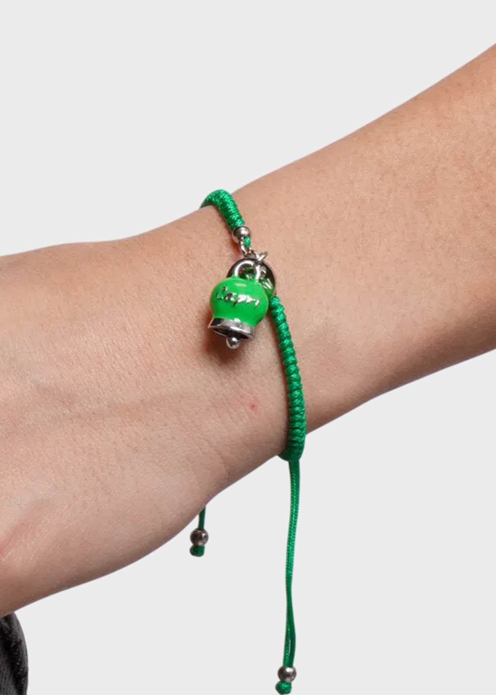 Bracciale in tessuto e Acciaio con Campanella Portafortuna Verde