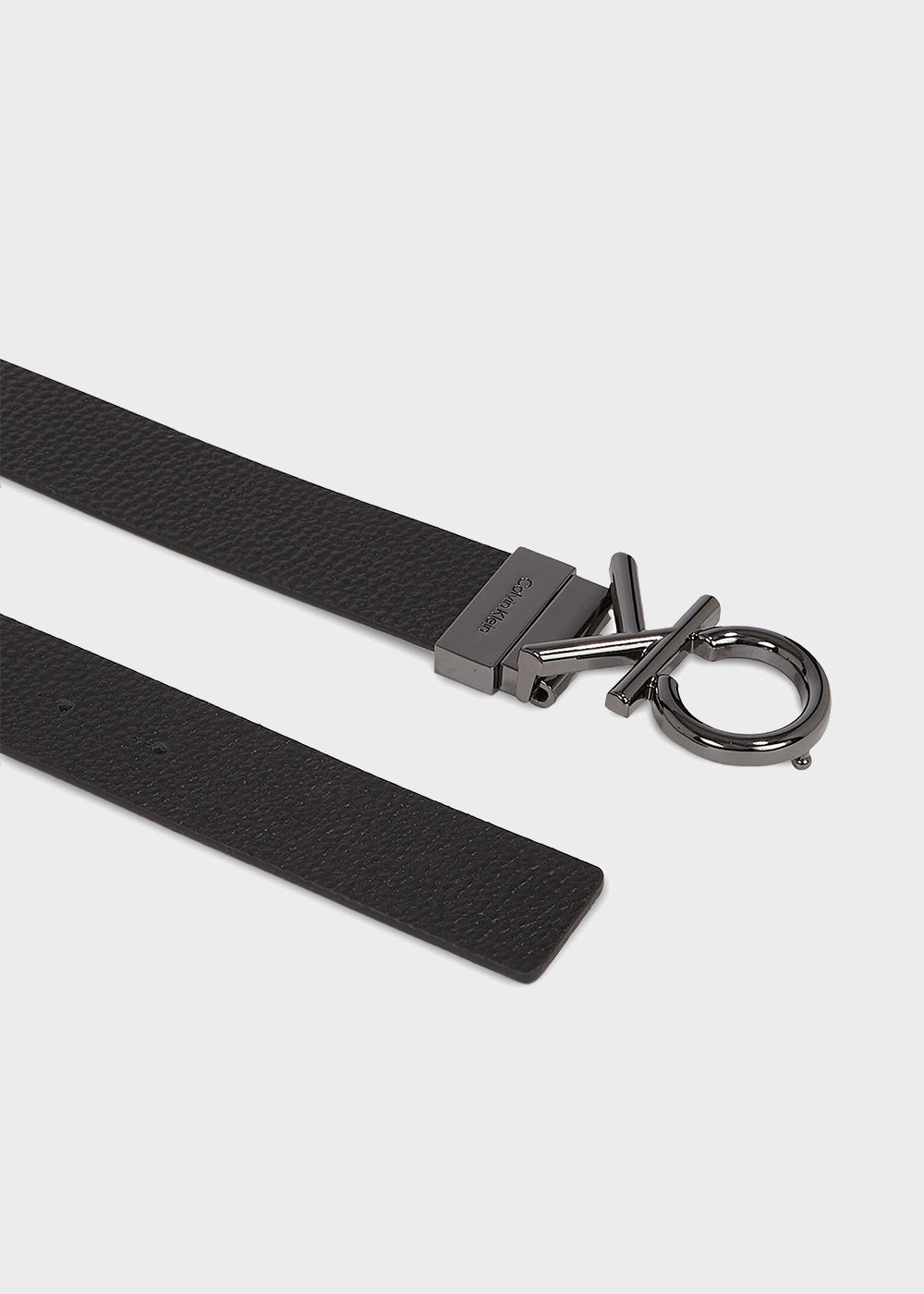 Reversible belt