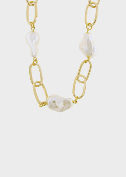 Collana in Metallo color oro con perle irregolari
