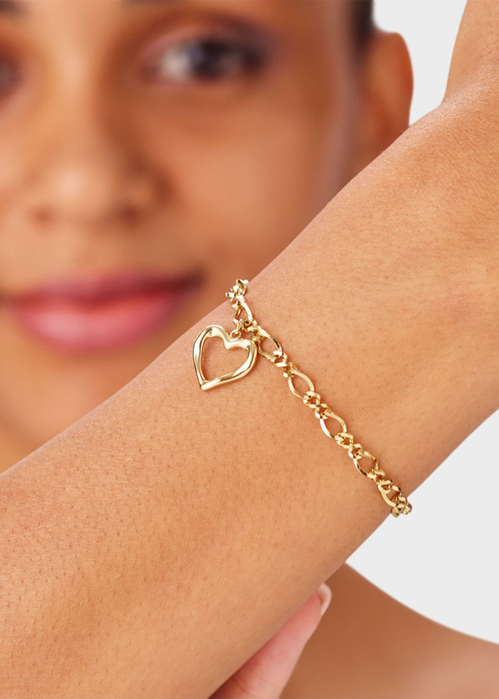 Bracciale catena Emotion in acciaio con finitura pvd oro 14K e pendente a forma di cuore