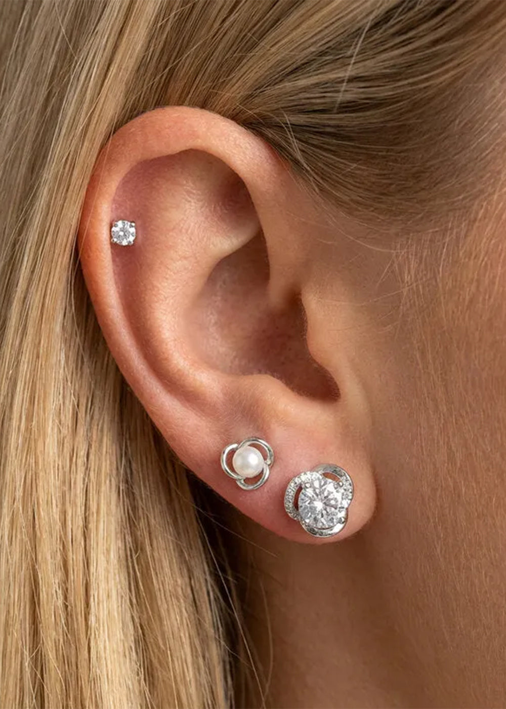 Orecchini in Metallo set da sei color argento con punto luce e cristalli