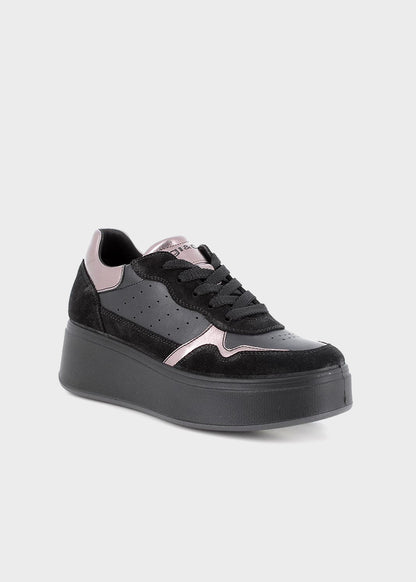 Wedge sneakers