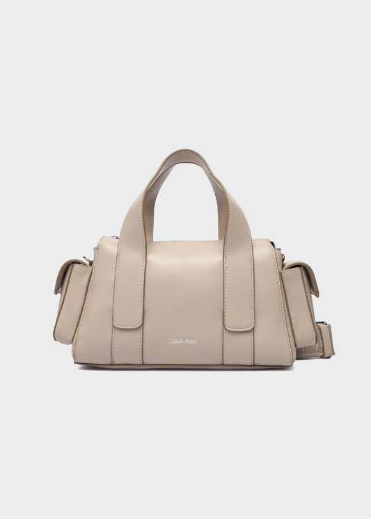 Borsetta a mano con tracolla e tasche laterali