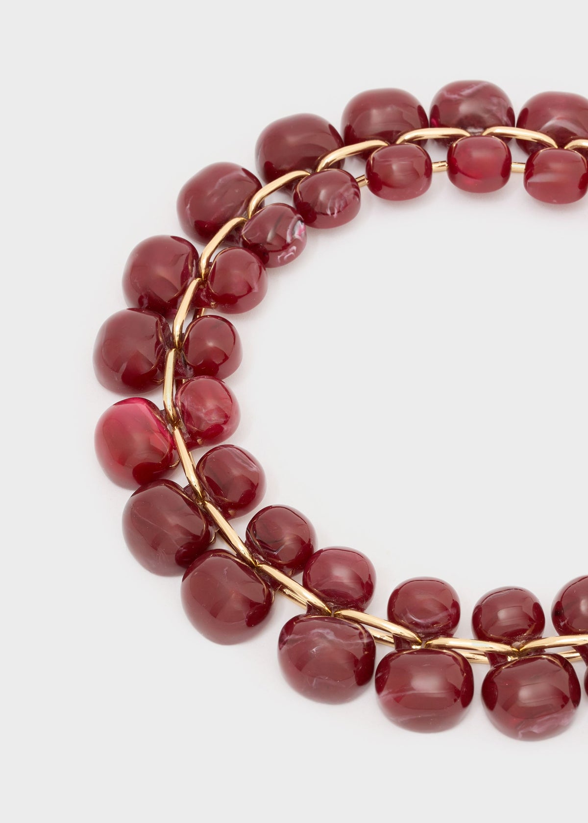 Collana a grappolo in resina bordeaux