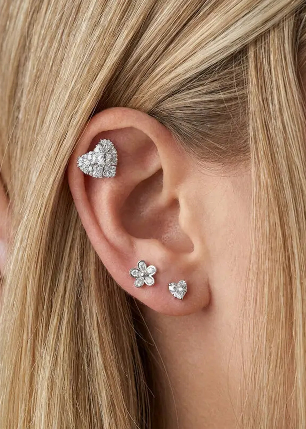 Orecchini in Metallo set da sei color argento con cuore e fiore