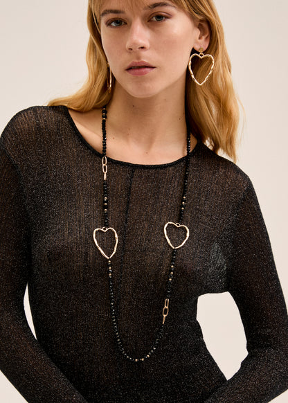 Collana lunga con perline e cuori