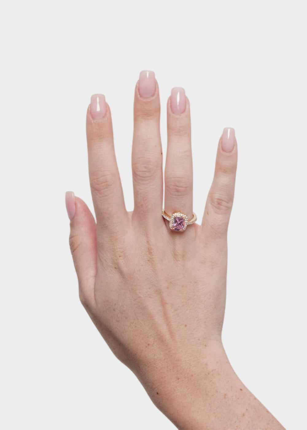 Anello in Metallo color oro con pietra rosa