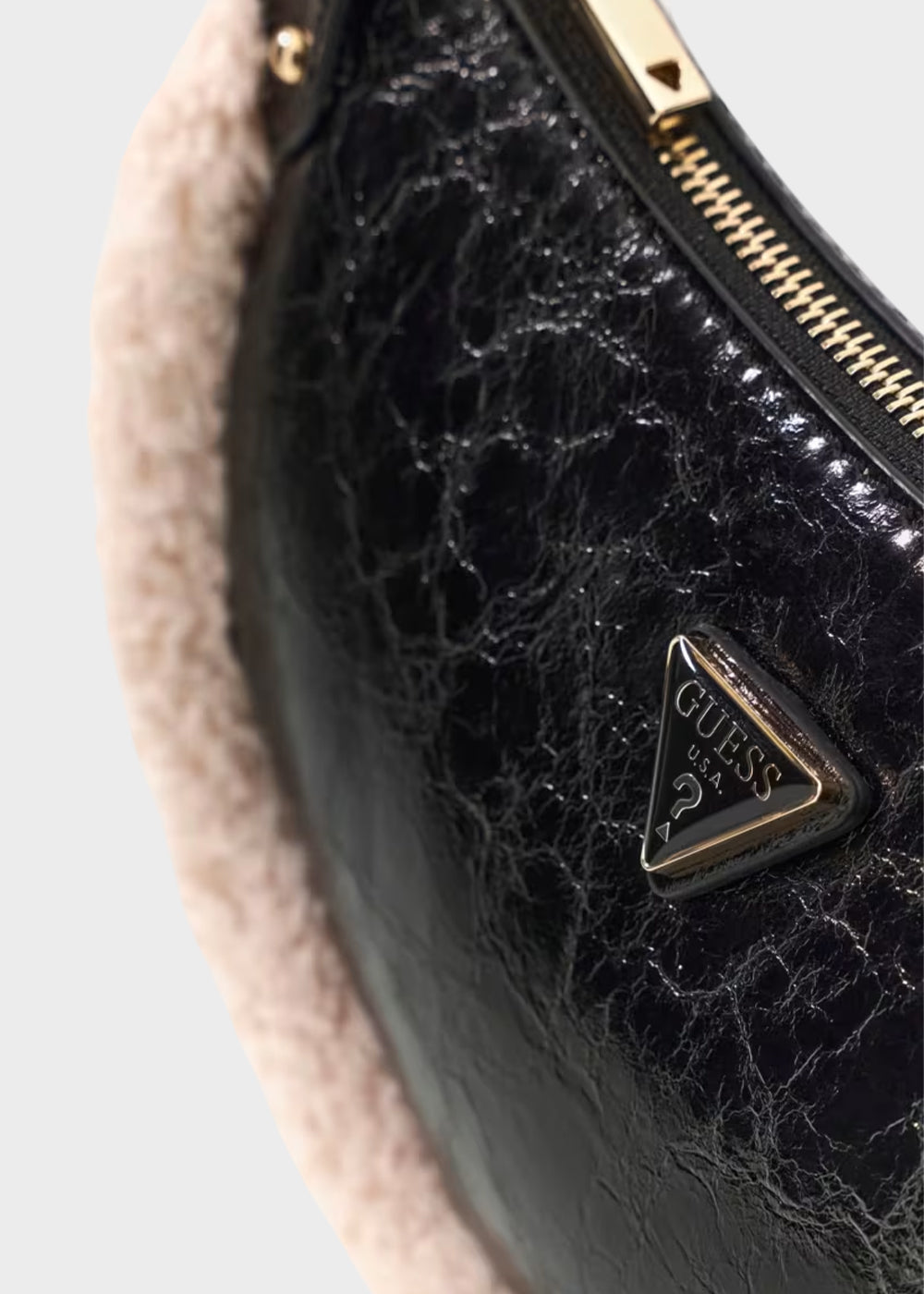 Borsa a spalla Katie con dettagli effetto lana e charm-4