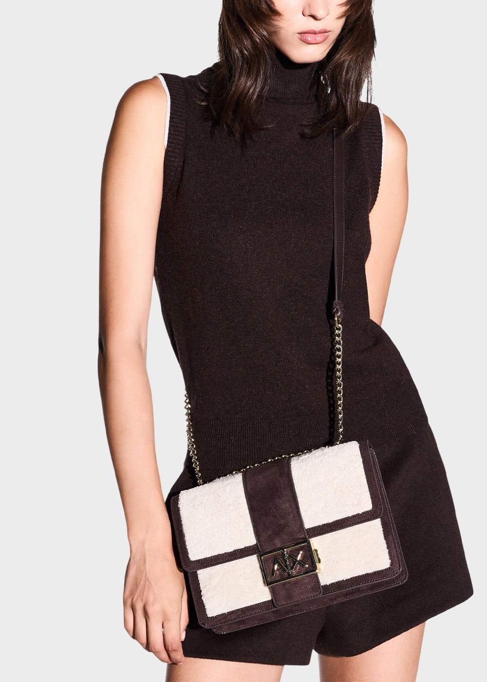 Borsa a tracolla con catena Jodie Shearling M in lana sintetica-2