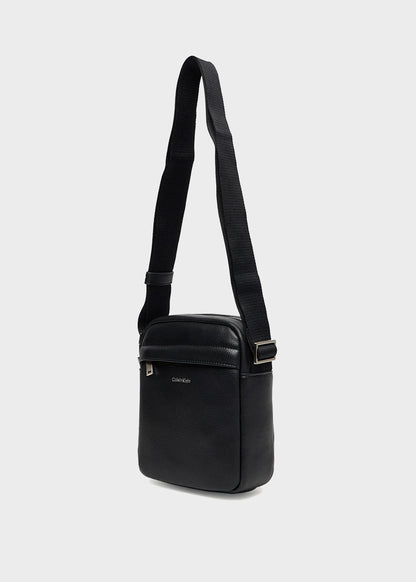 Micro hammered reporter bag with zip