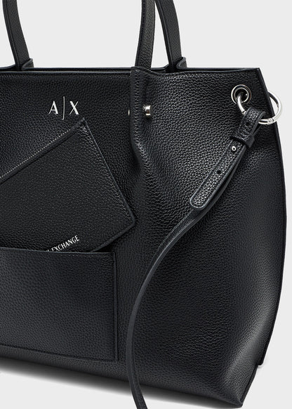 Nila M shoulder bag with removable clutch